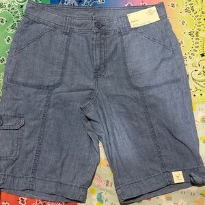 St. John's Bay Blue Women's Bermudas